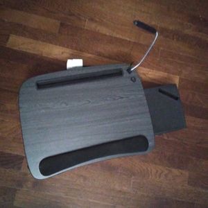 Sofia an Sam, memory foam lap top table with small light